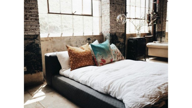 Jak zaaranżować salon w stylu industrialnym?