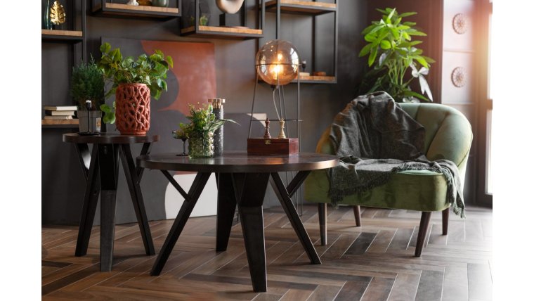  Jak dobrać meble loftowe do małego mieszkania - czy surowy styl sprawdzi się w ograniczonej przestrzeni?